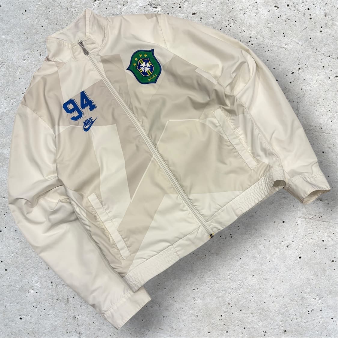 [S] 05s 나이키 브라질 94 바람막이 자켓 화이트 C3 상품이미지1