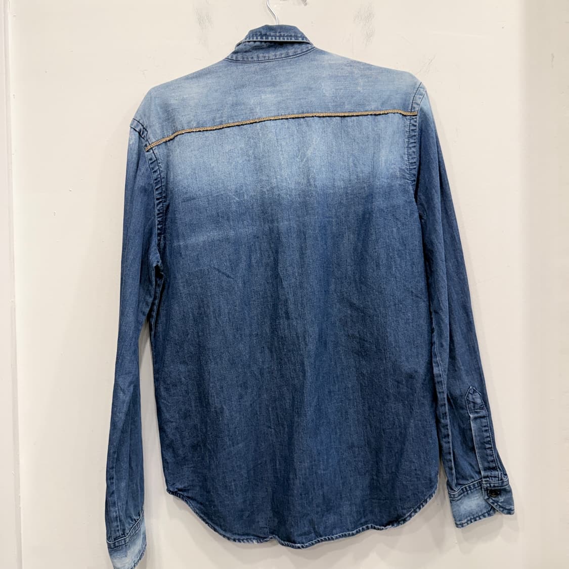 자라 인디안포켓 데님셔츠 상품이미지2