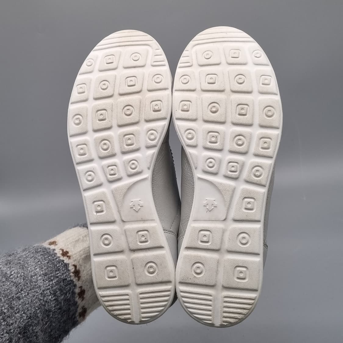 데상트 크론템포 슬립온 245 상품이미지3