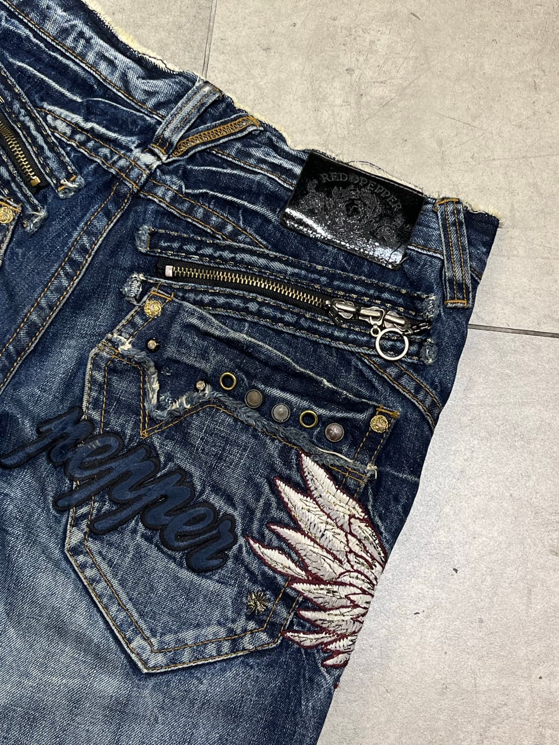 RED PEPPER 락펑크 그런지 워싱 날개 와이드 데님 팬츠 상품이미지3