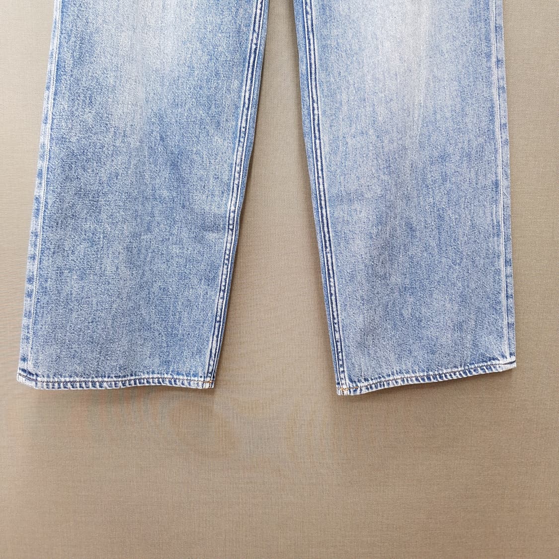 띠어리 Theory 2024 와이드핏 라이트 데님 팬츠 25사이즈 상품이미지2