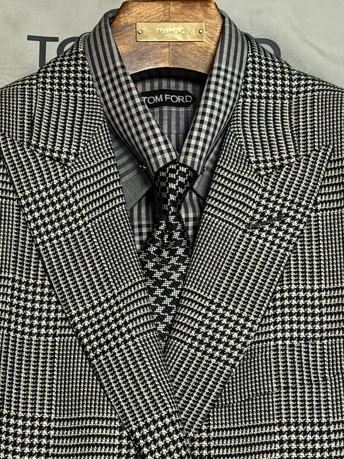 (새상품,강추👍)톰포드 프린스웨일 체크 수트 오코너 상품이미지4