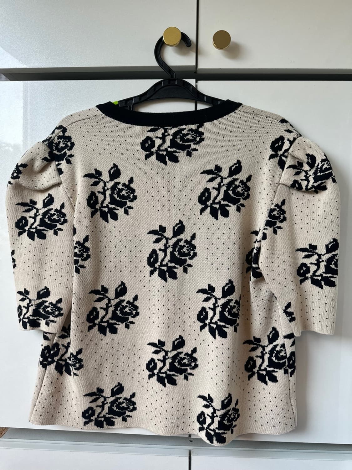 아이보리 장미 패턴 니트 가디건 상품이미지6