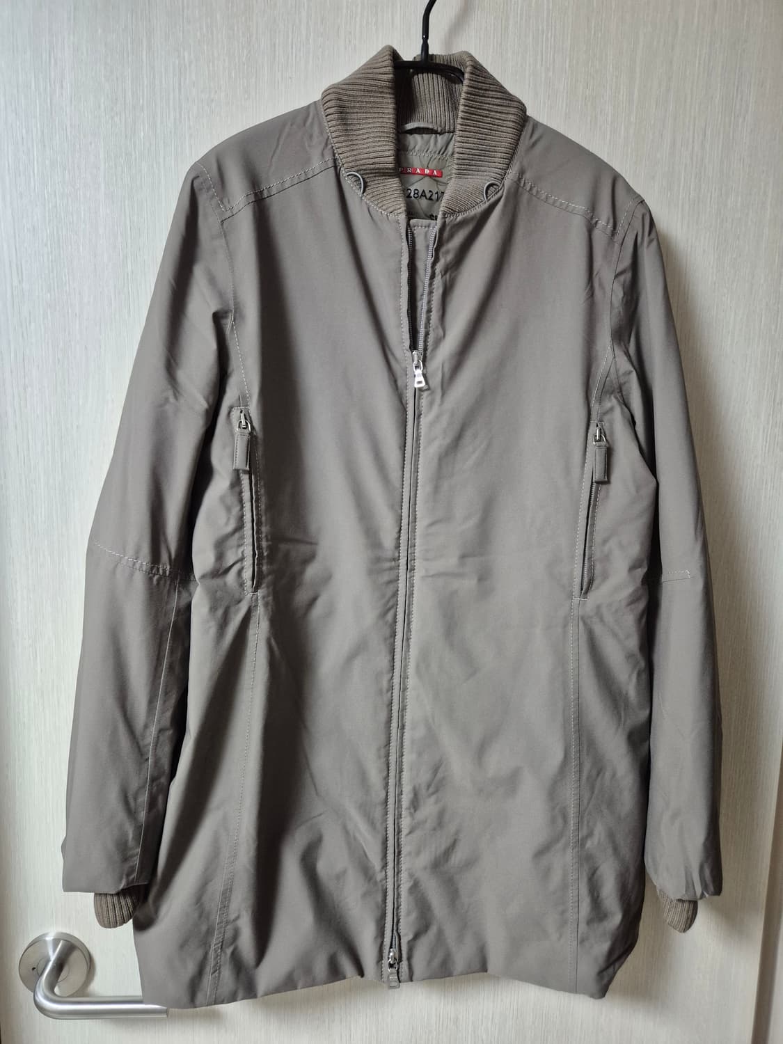 (정품) 프라다 투웨이 나일론 롱패딩 코트 누빔점퍼 42 (여성) 상품이미지1