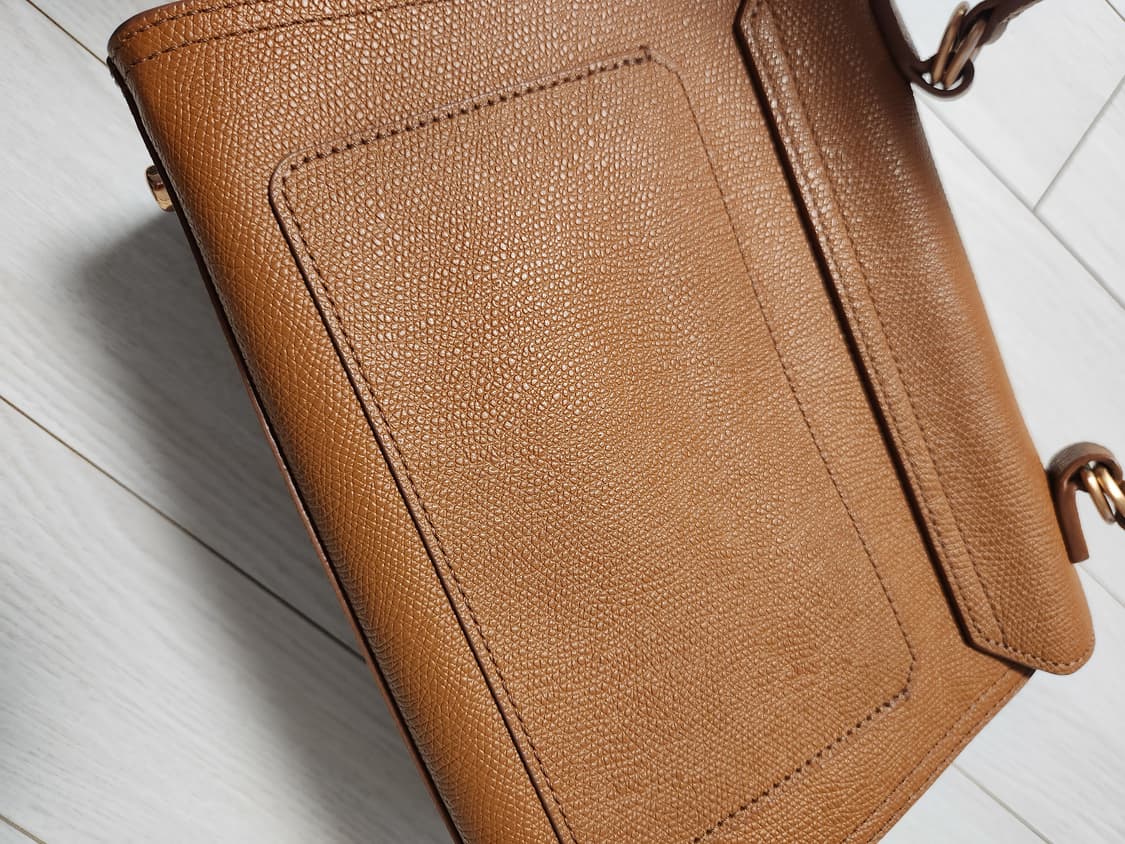 쿠론 스테파니 클래식 미니크로스 백

여성가방/토트백/숄더백/메인소재:  상품이미지9