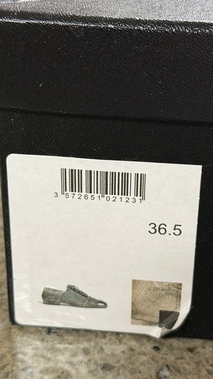 샤넬 CC 로퍼 (블랙/골드) 상품이미지8