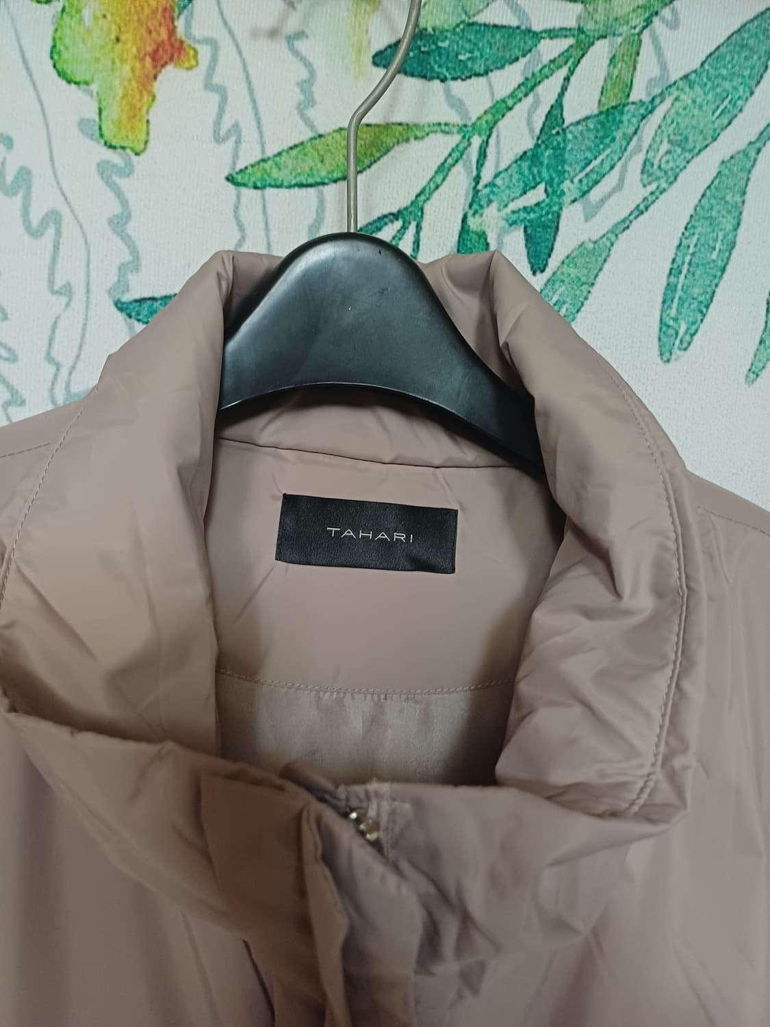 새상품급/타하리 간절기 패딩 조끼  상품이미지9