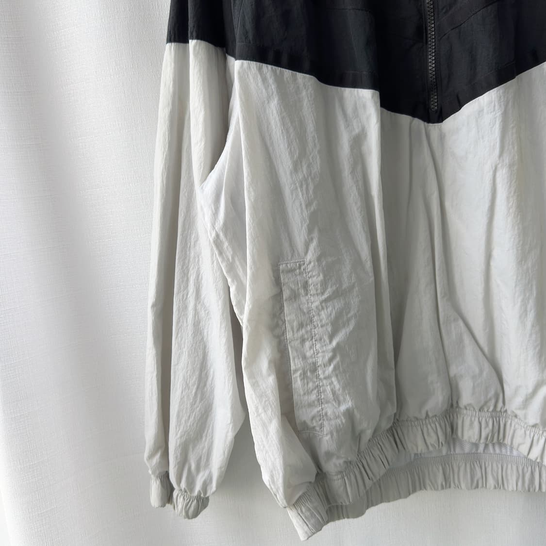 나이키 하프 집업 우븐 나일론 후드 바람막이 블랙 화이트 XXL 상품이미지3