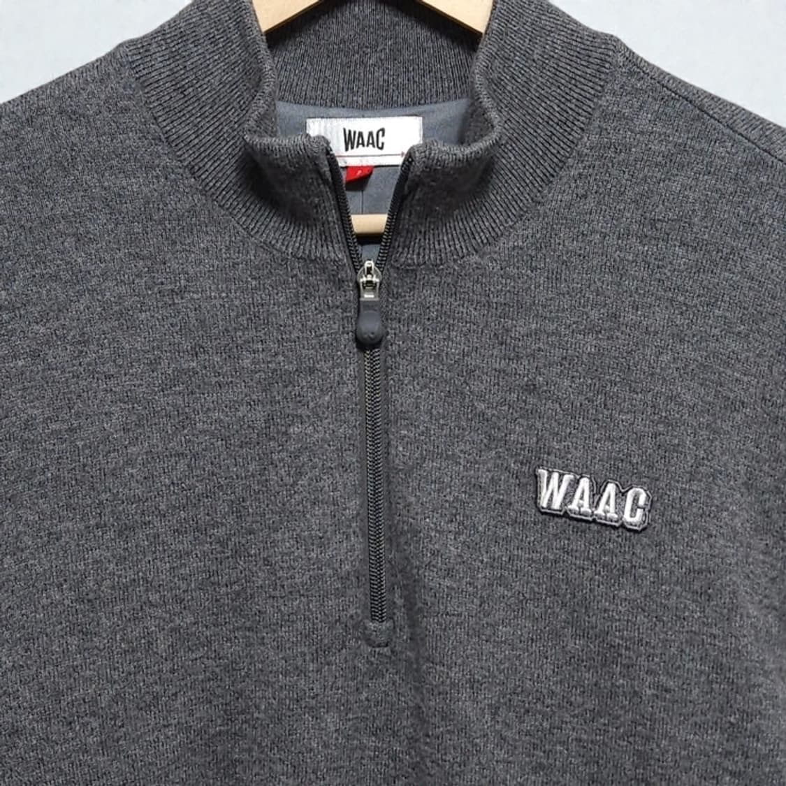 여성55 WAAC 왁 니트 방풍 니트 반집업 그레이 상품이미지3