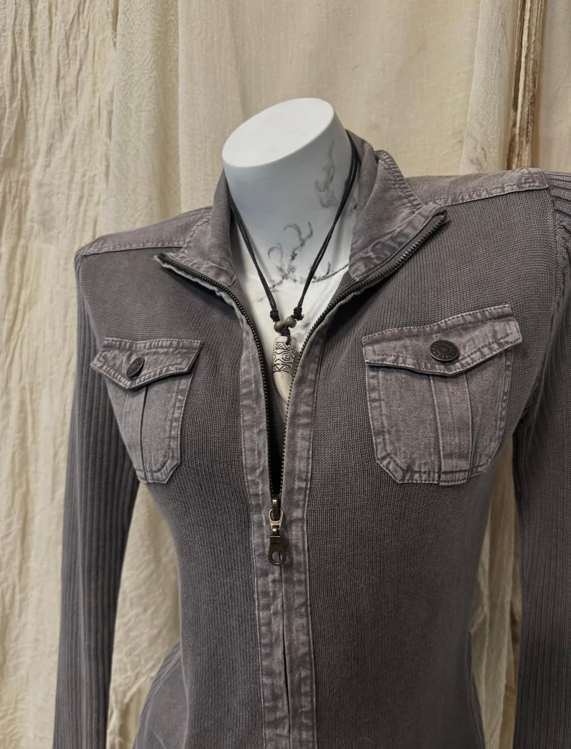 Ribbed Detail Zipup 상품이미지2