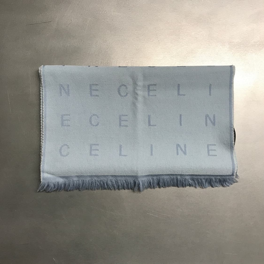 셀린느 로고 머플러 상품이미지2