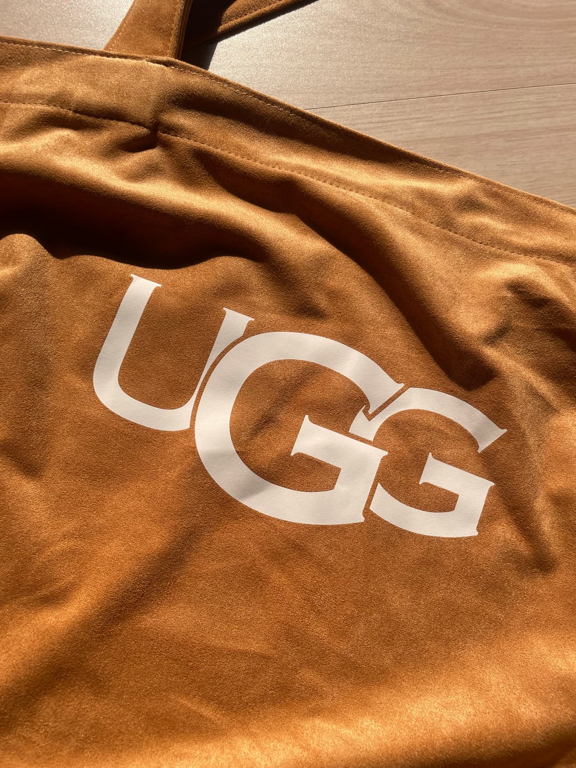 UGG 어그 스웨이드 토트백 브라운 상품이미지2