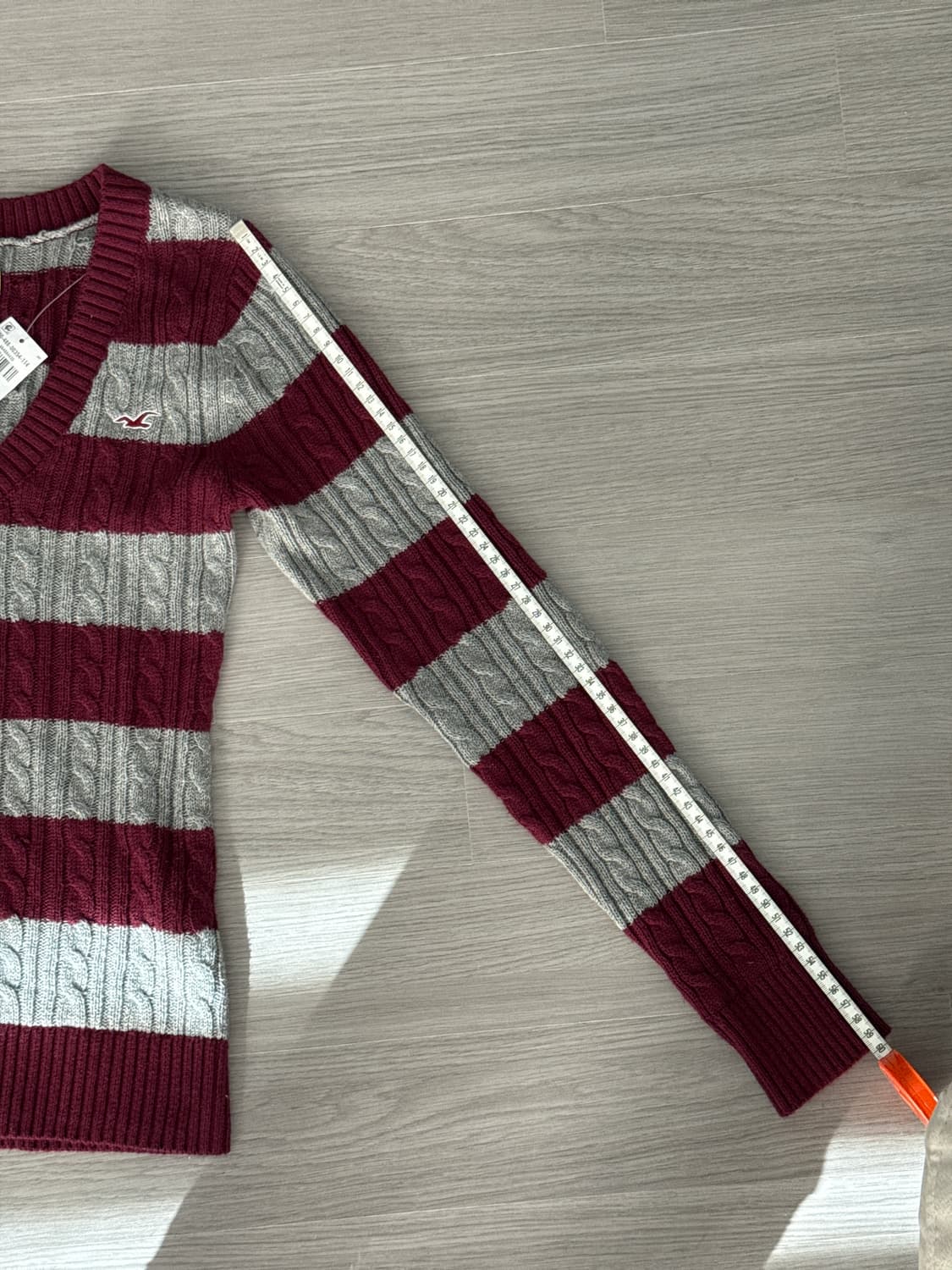 홀리스터 케이블 니트 아이콘 브이넥 스웨터 상품이미지7