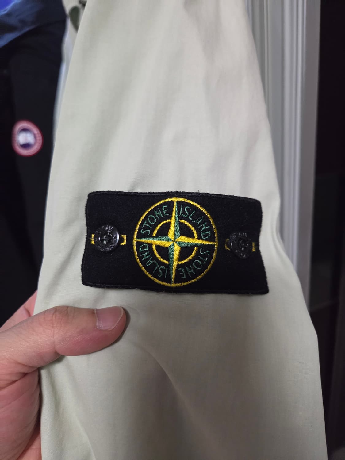 스톤아일랜드 코튼 가먼트 다잉 오버셔츠 세이지 그린 상품이미지5