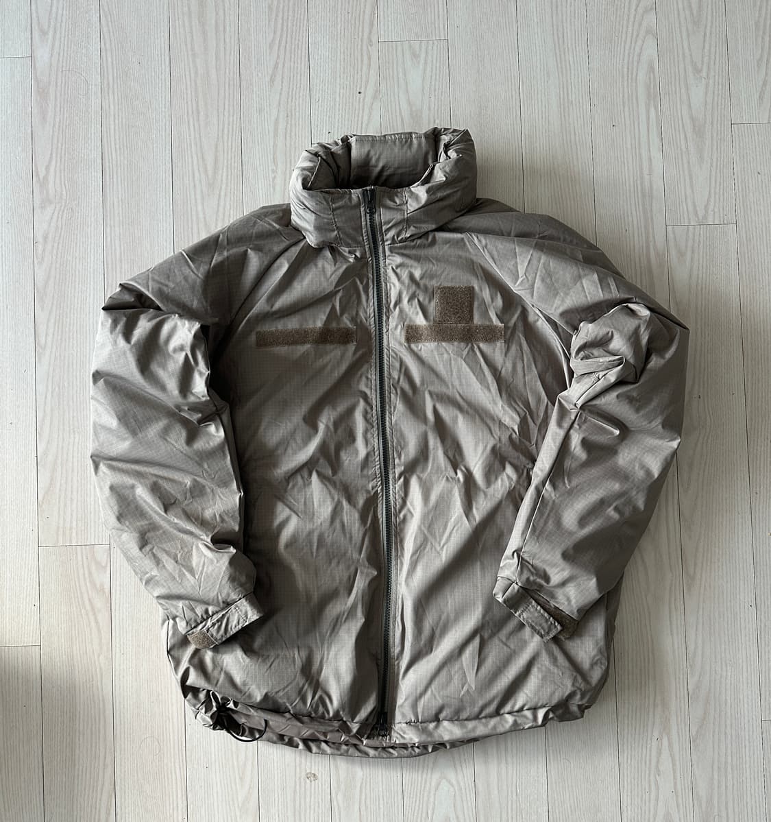 Taion x gloster level7 down jacket 상품이미지7