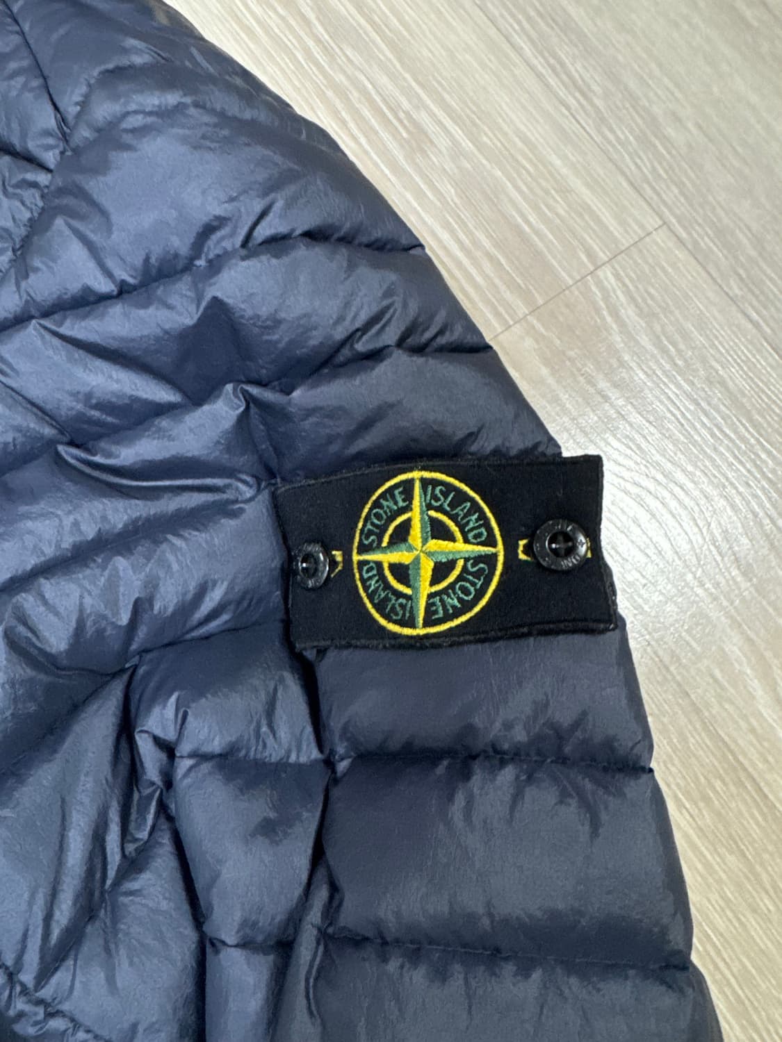 22FW M 스톤아일랜드 경량패딩 네이비 상품이미지2