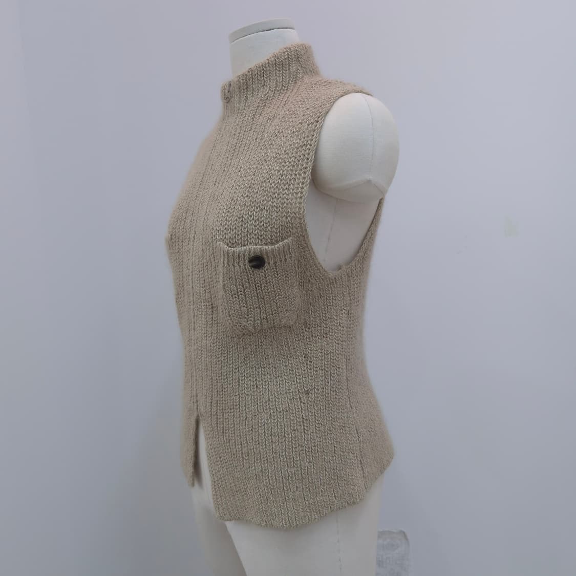 하이넥 집업 포켓 니트 베스트 상품이미지6