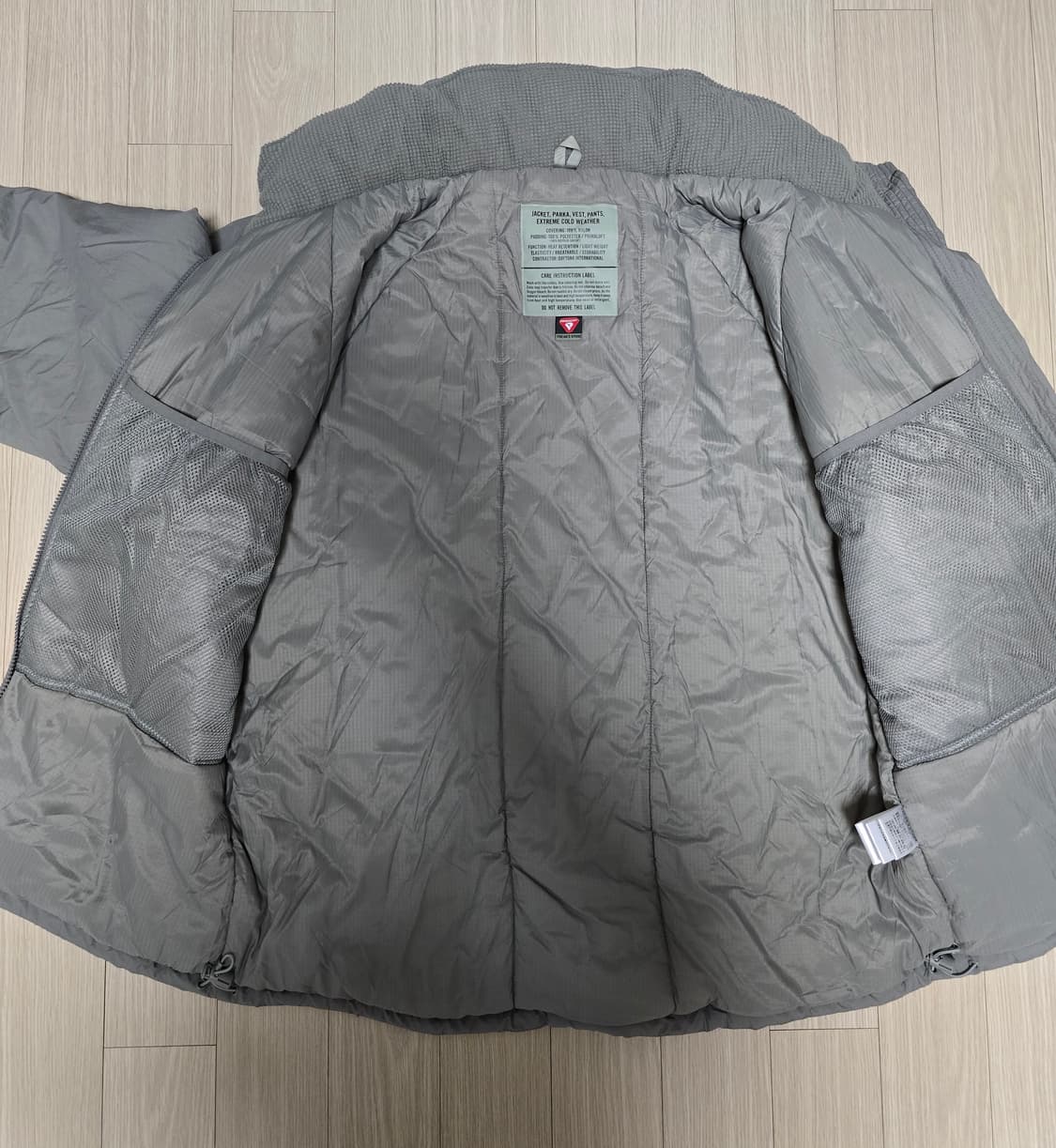 프릭스스토어 레벨7 올리브 M 시착제품 상품이미지4