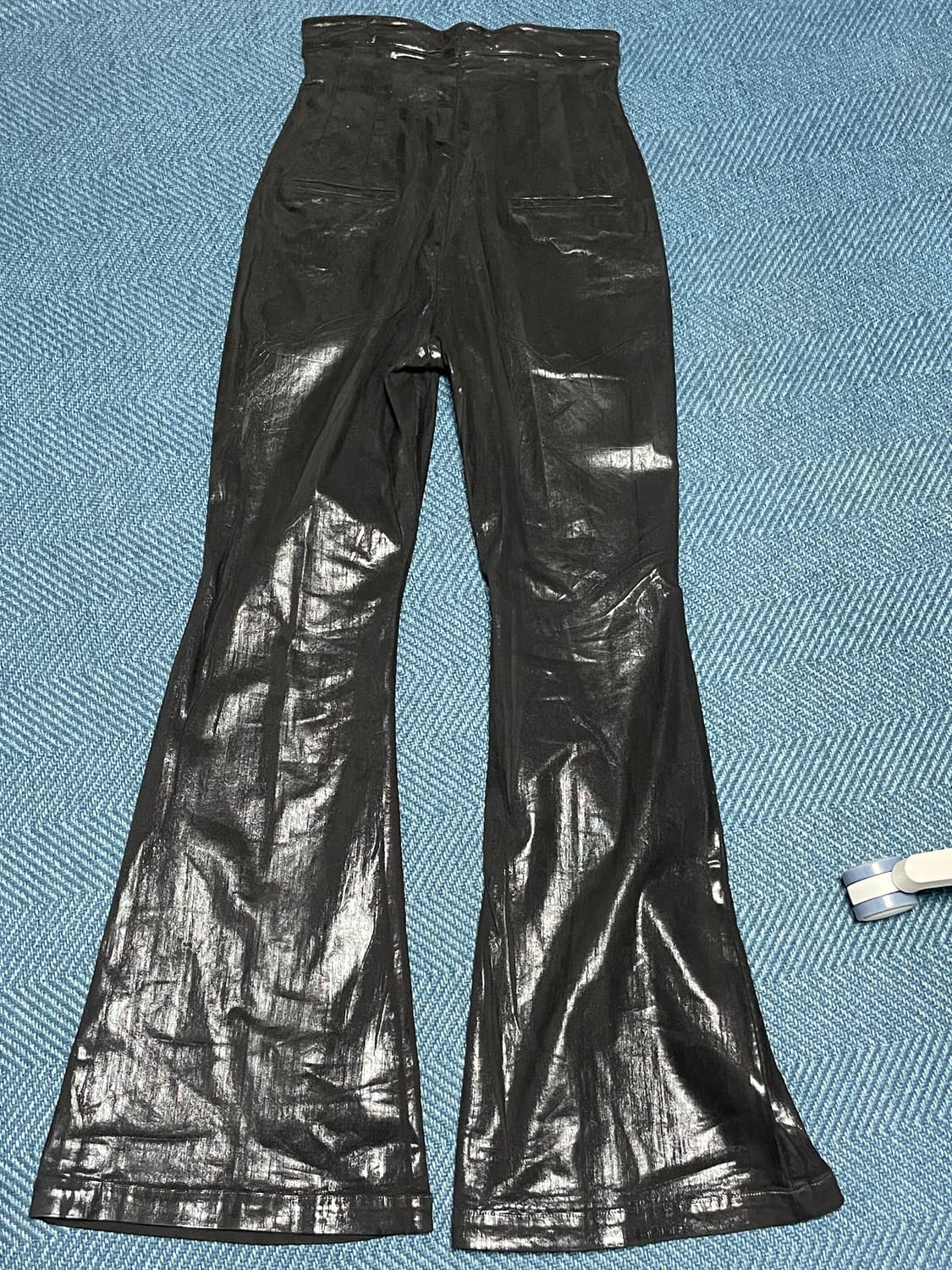 [44/30] 릭오웬스 24SS 더트 볼란 부츠컷 글리터 SBF 상품이미지1