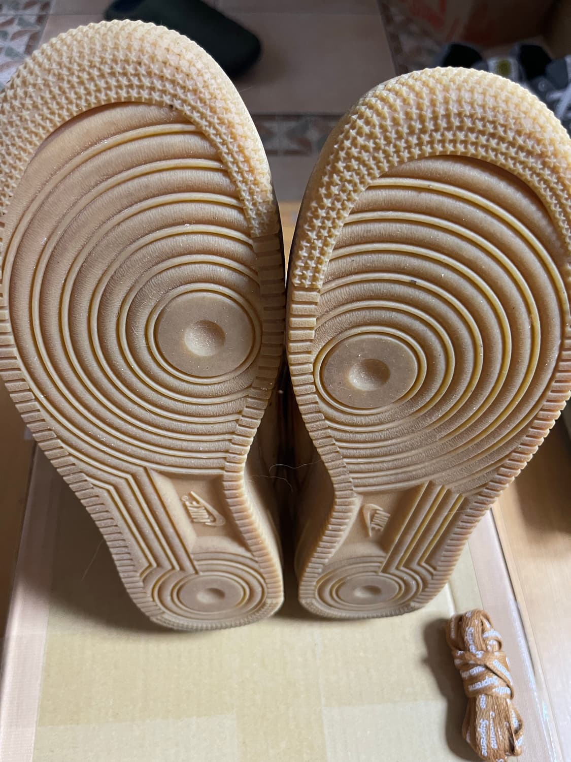 나이키 슈프림 에어포스1 된장 270 상품이미지2