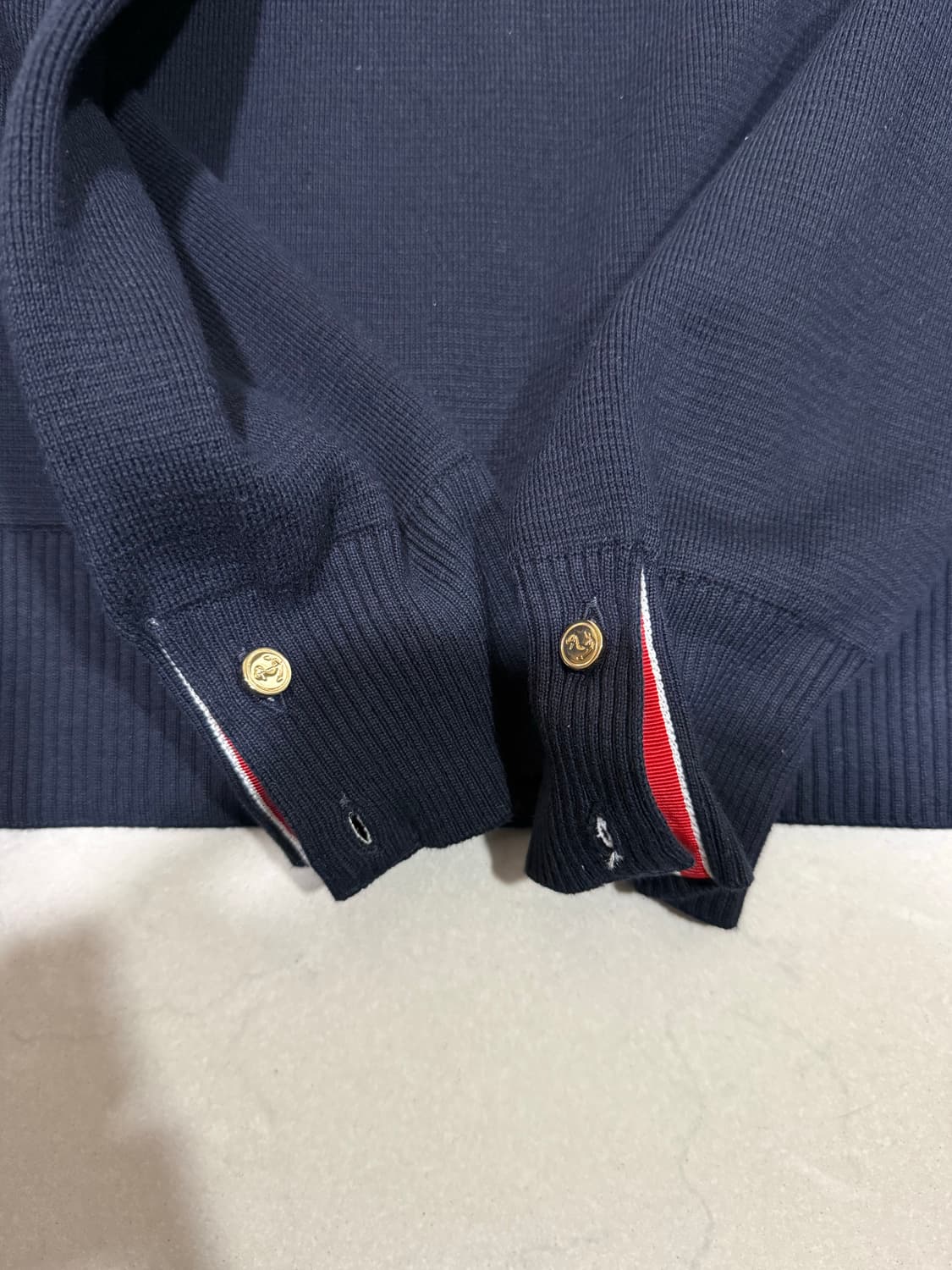 [당일출고,4사이즈] 25년식 새상품급 톰브라운 밀라노스티치 니트 상품이미지4