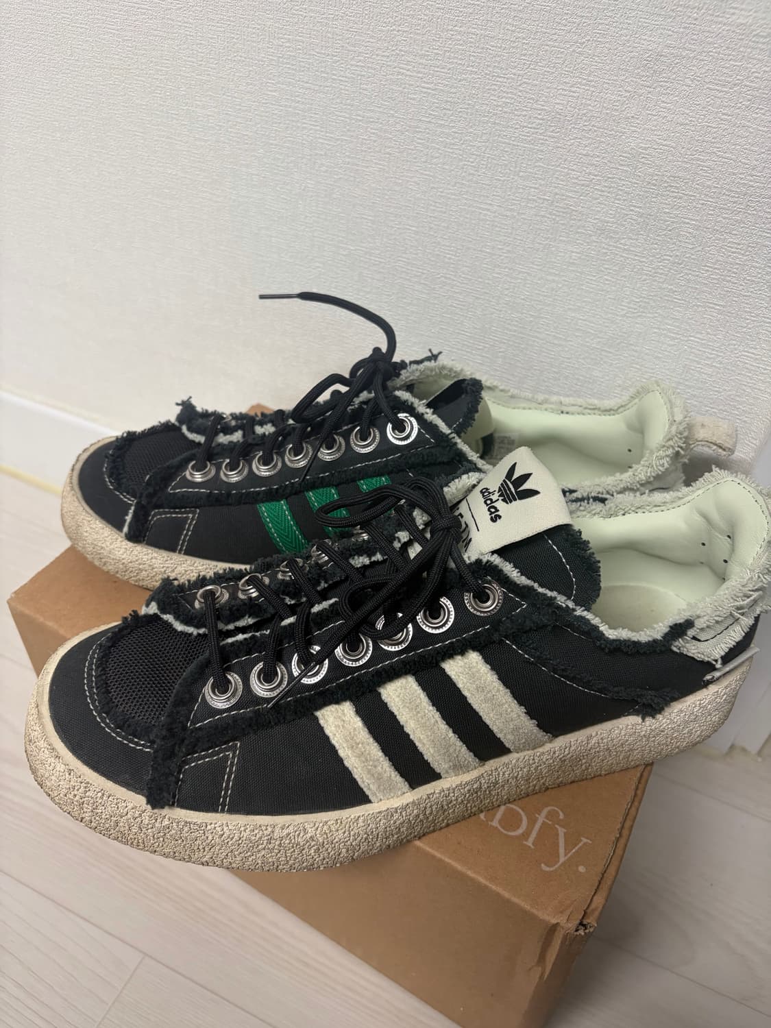 아디다스 송포더뮤트 275 상품이미지2