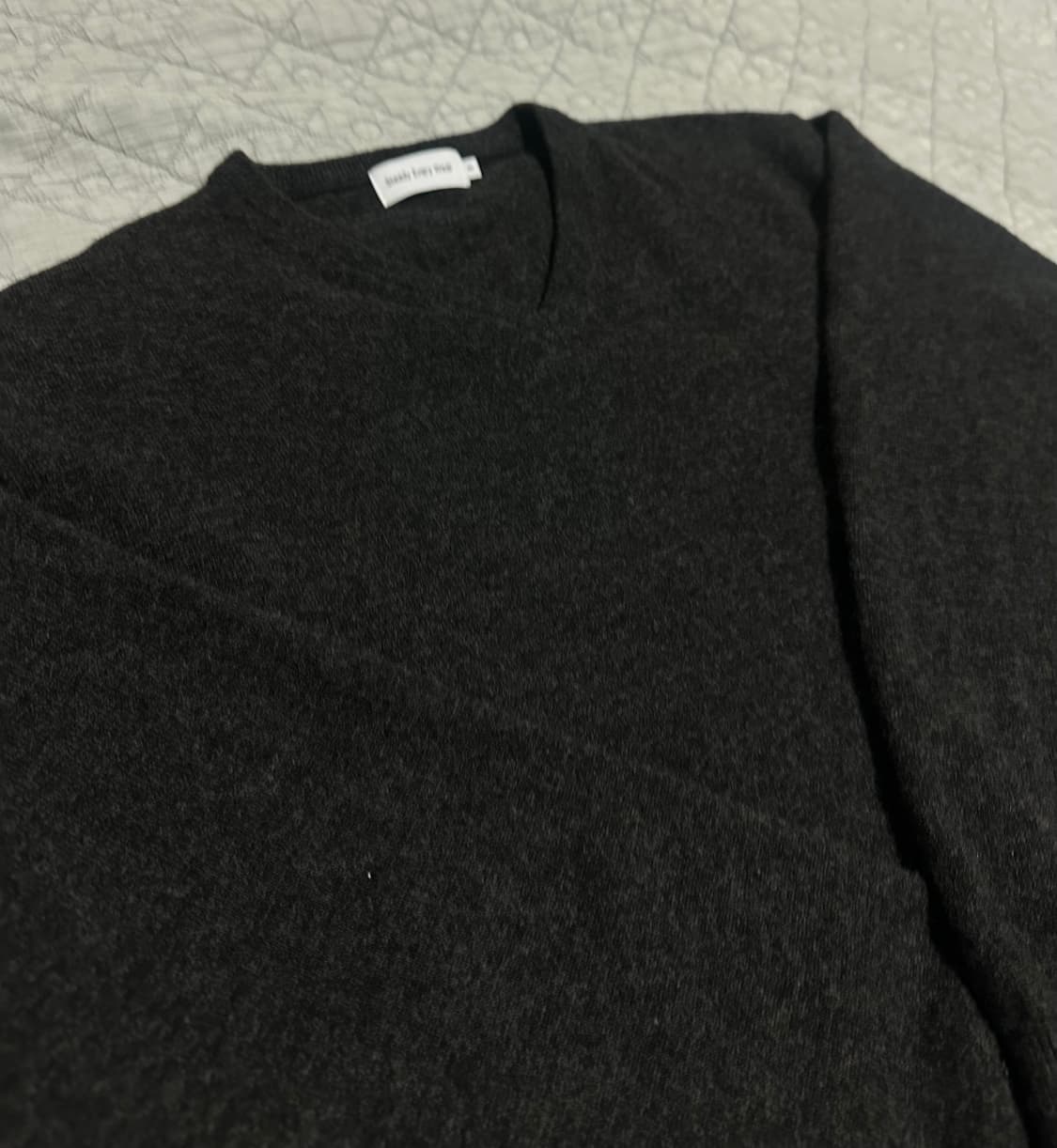 스테디에브리웨어/스탠다드 울 브이 넥 니트 (차콜) /3사이즈 상품이미지3