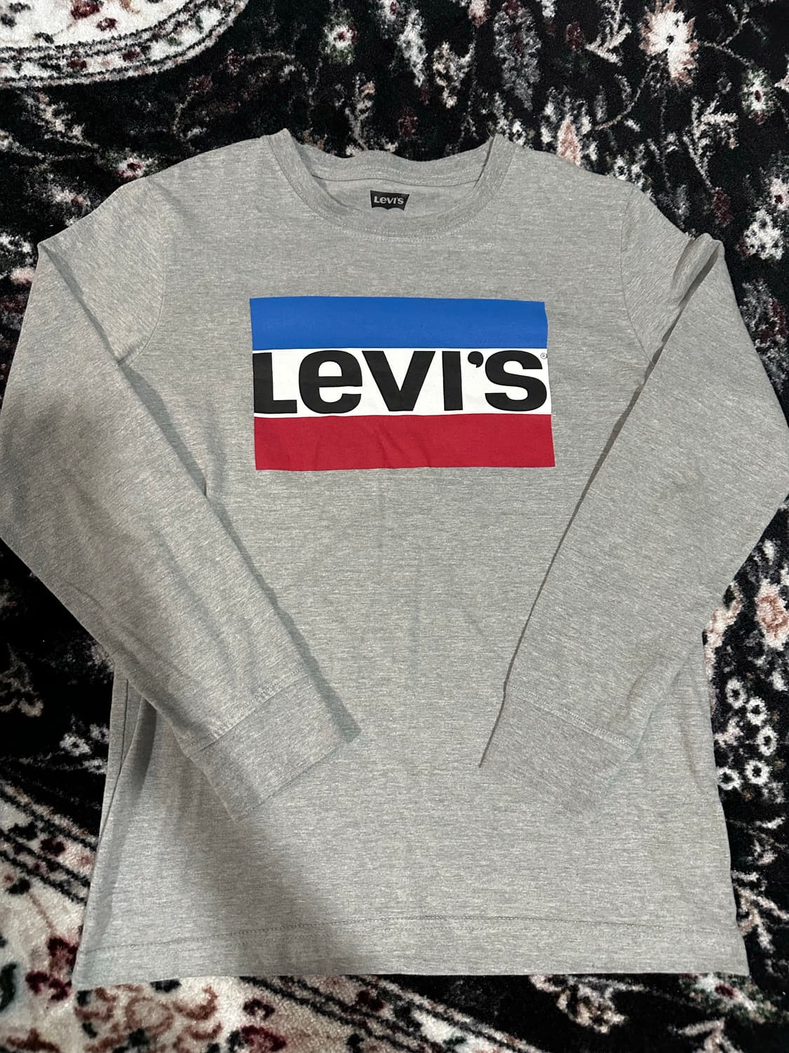 리바이스 삼색 로고 긴팔 티셔츠 그레이 상품이미지1