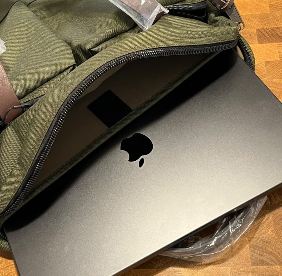 (새상품) 필슨 878 오터그린 브리프케이스 가방 상품이미지9