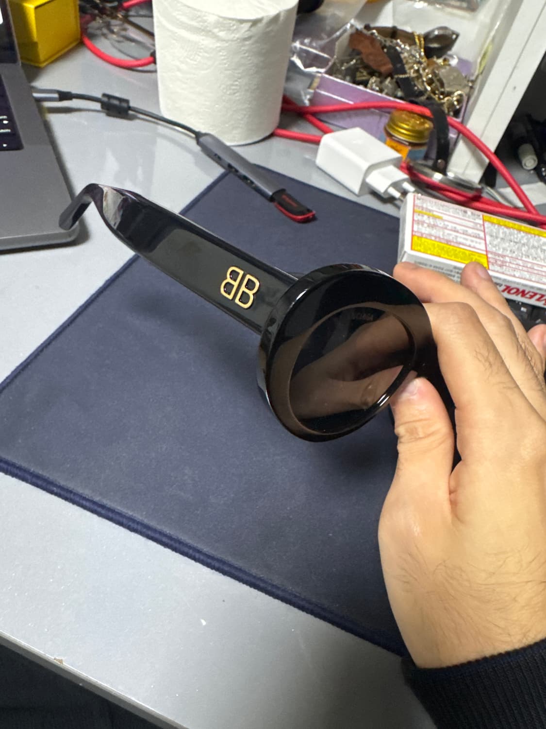 발렌시아가 캣아이 BB 로고 선글라스 상품이미지3