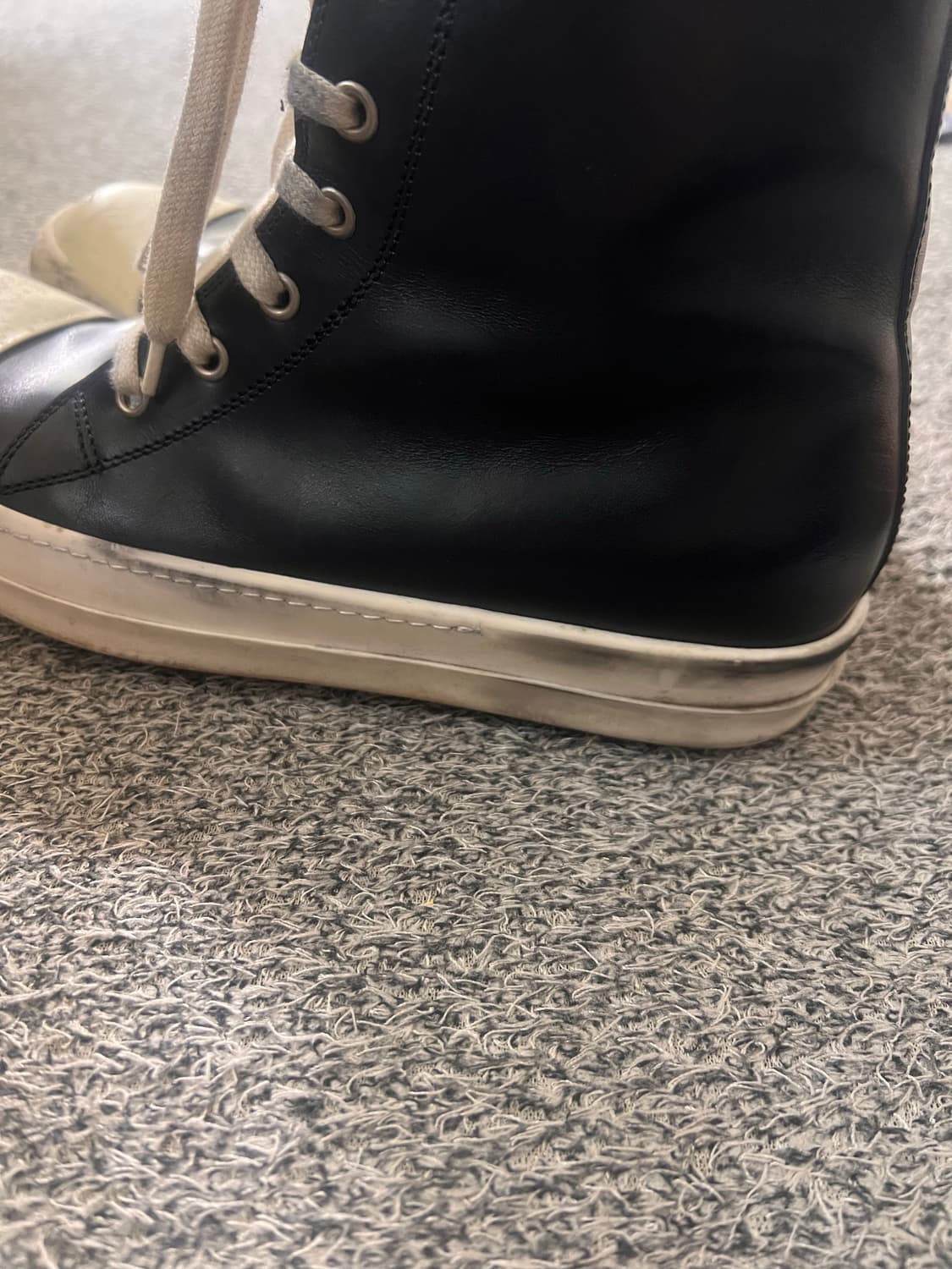 [260] 릭오웬스 라몬즈 하이 39.5 판매합니다 상품이미지3