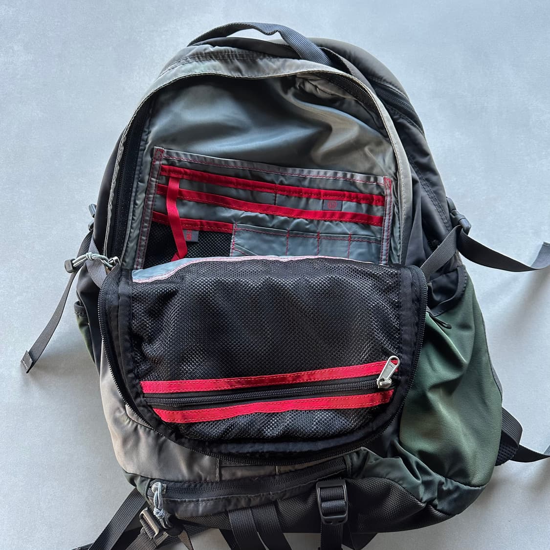 노스페이스 SURGE 서지 백팩 가방 상품이미지10