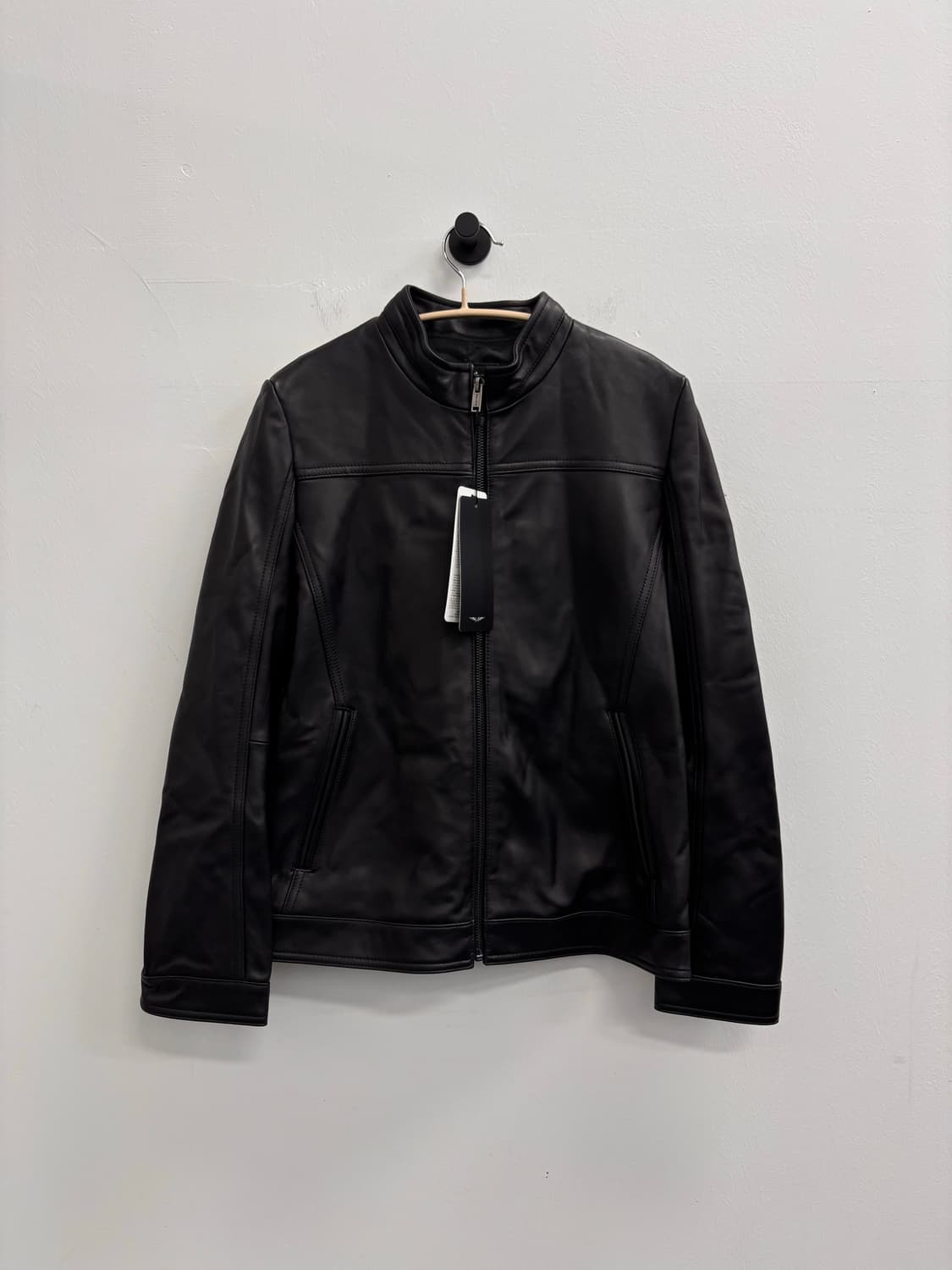 [새상품] 폴리스(POLICE) 양가죽 스탠드칼라 미니멀 레더 자켓 상품이미지1