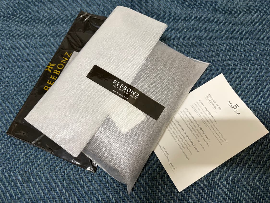 톰브라운 네이비 사선완장 캐시미어 반팔 카라니트  1사이즈. 꼭 구매하실 상품이미지10