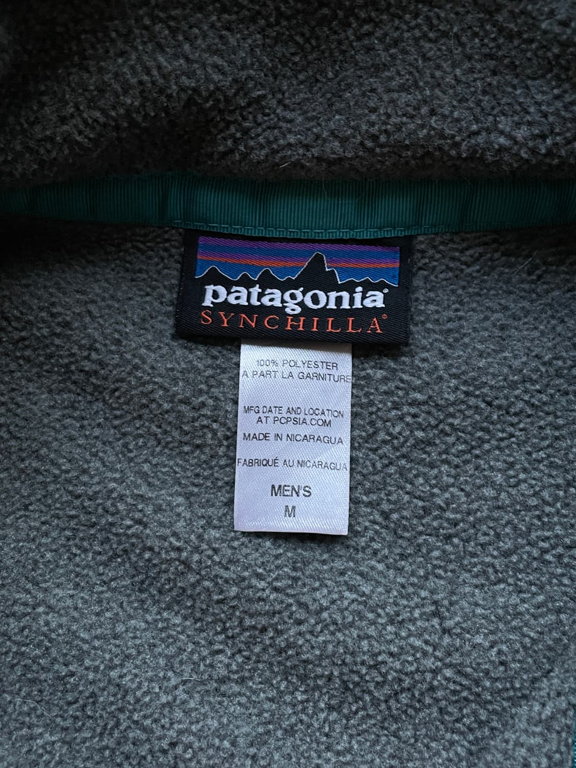 파타고니아 신칠라 니켈 그레이 레드 플리스 patagonia 상품이미지3