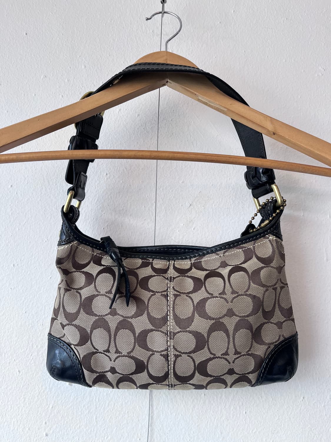 코치 여성 시그니처캔버스숄더백 상품이미지2