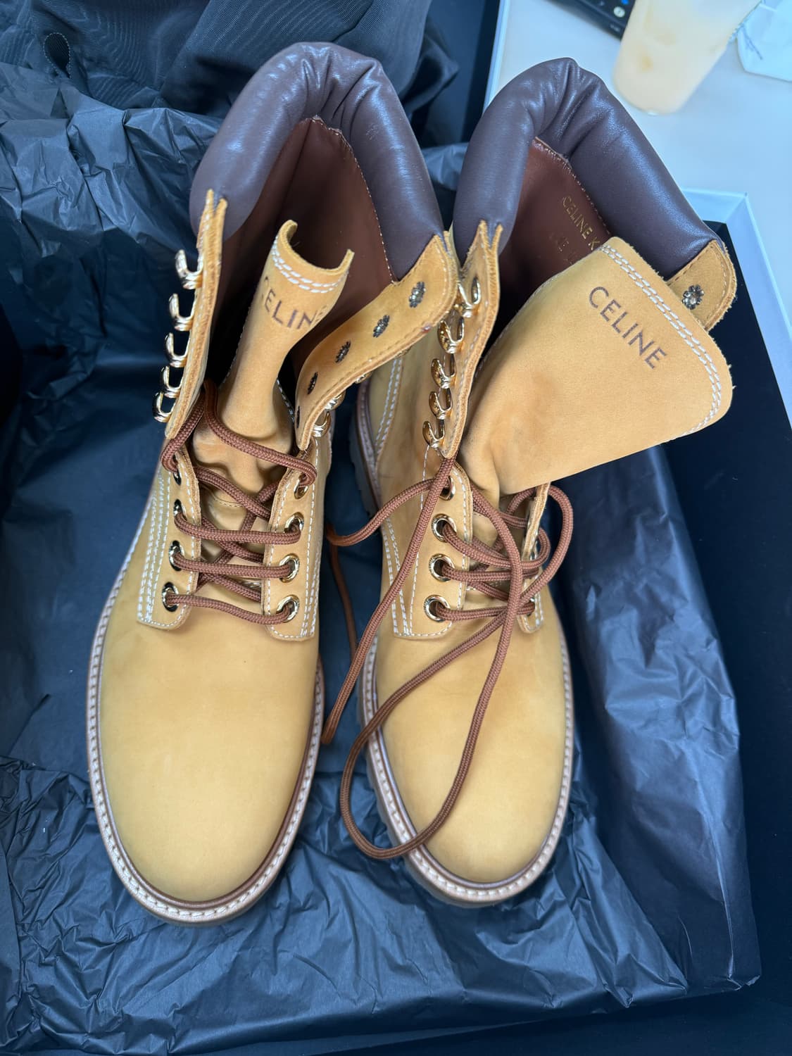 셀린느(Celine) 팀버랜드 스웨이드 워커 부츠 40사이즈 상품이미지3