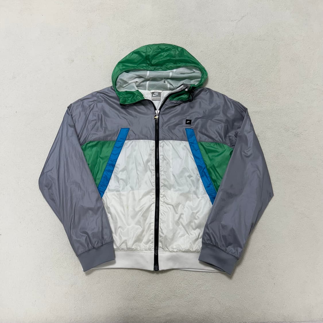 Nike green Windrunner windbreaker 상품이미지4