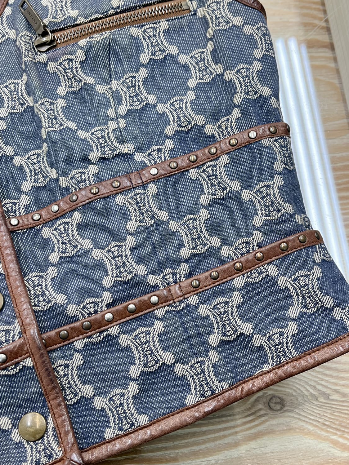 셀린느 트리옹프 레더 데님 베스트 상품이미지9