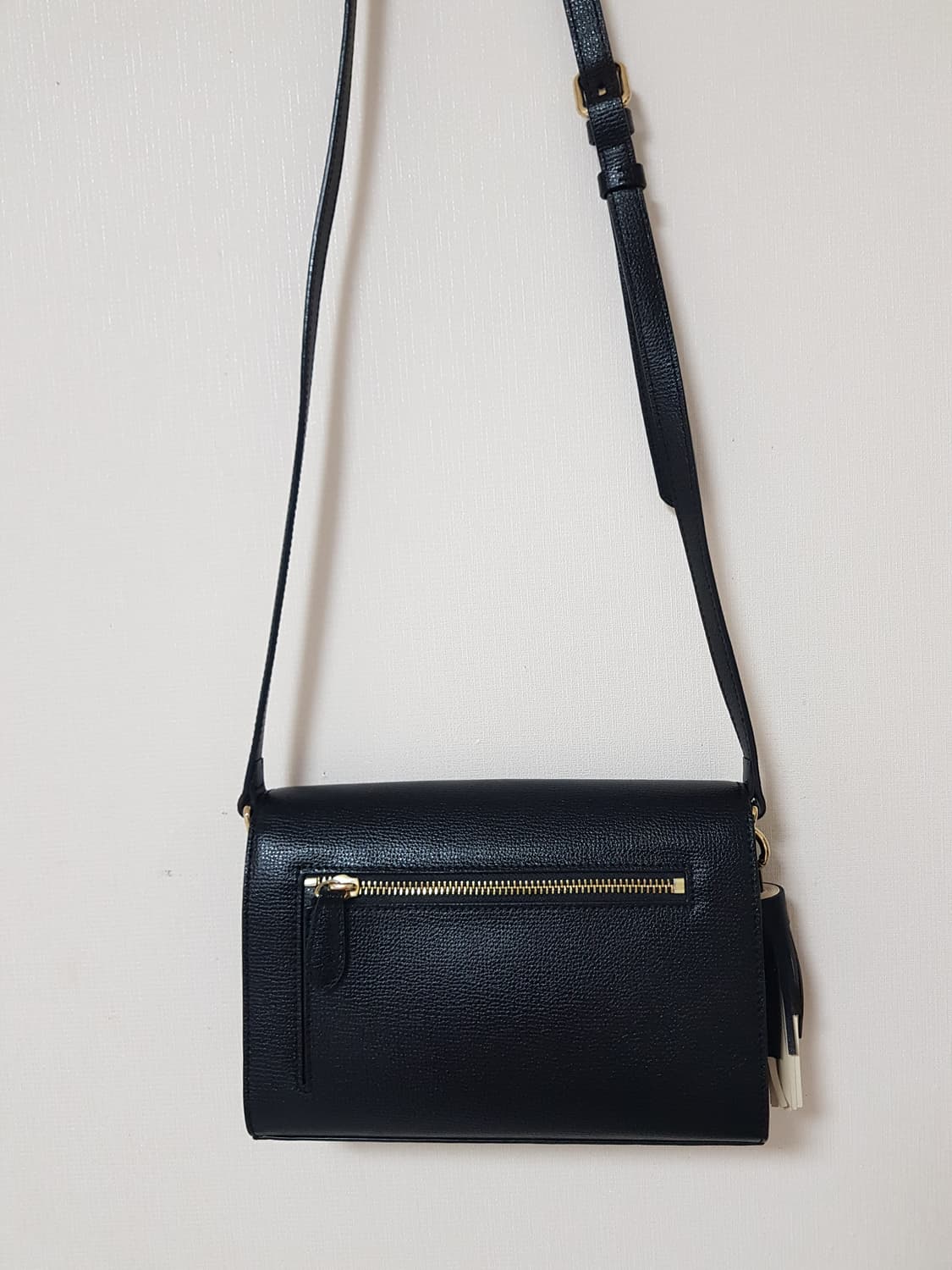 제이에스티나 테슬 크로스백 ㅡ 정품  상품이미지6