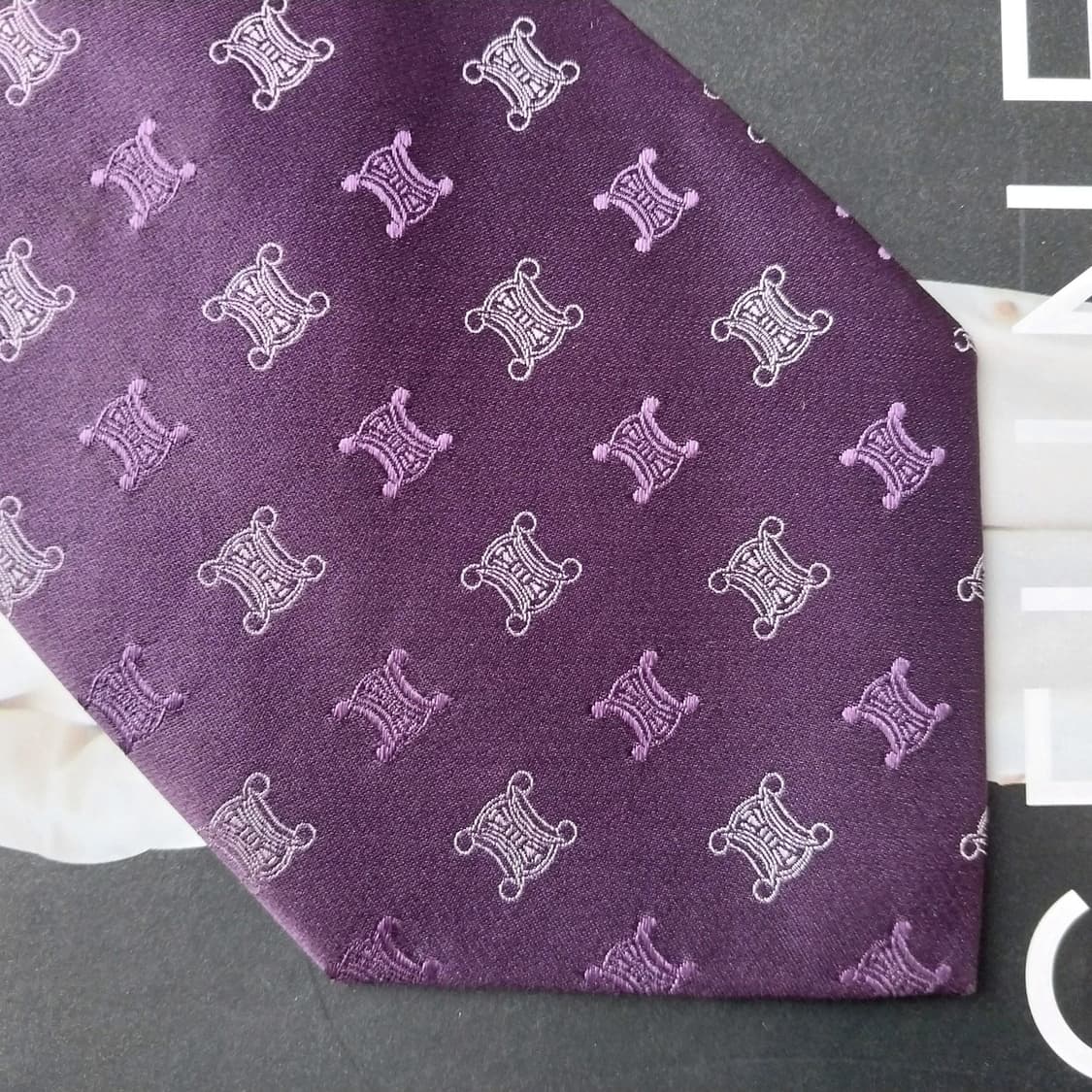 셀린느 실크 퍼플 트리오페 로고 패턴 넥타이 9cm A+등급 K2086 상품이미지6