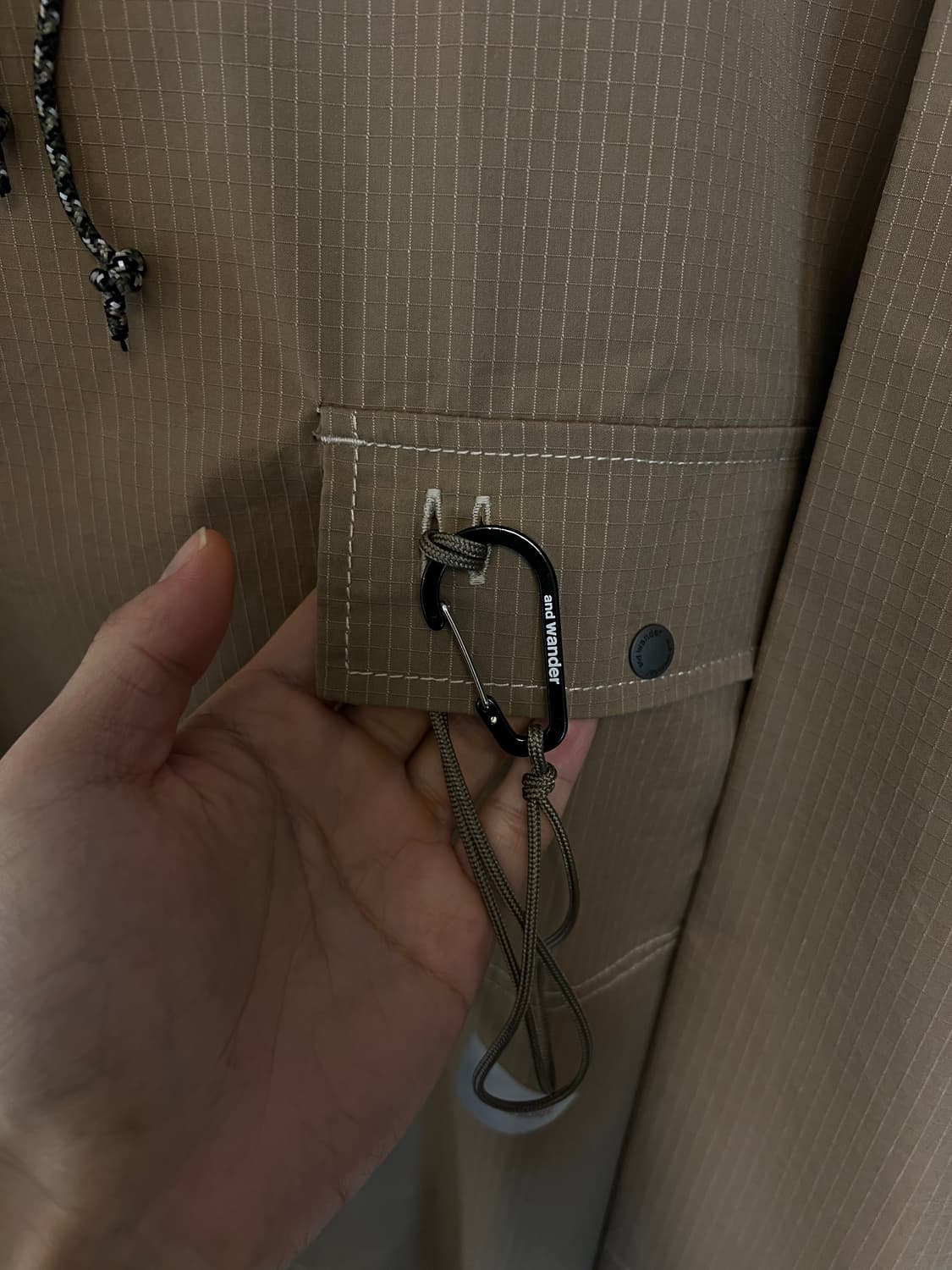 And wander 앤드원더 dry ripstop long fullove 상품이미지5