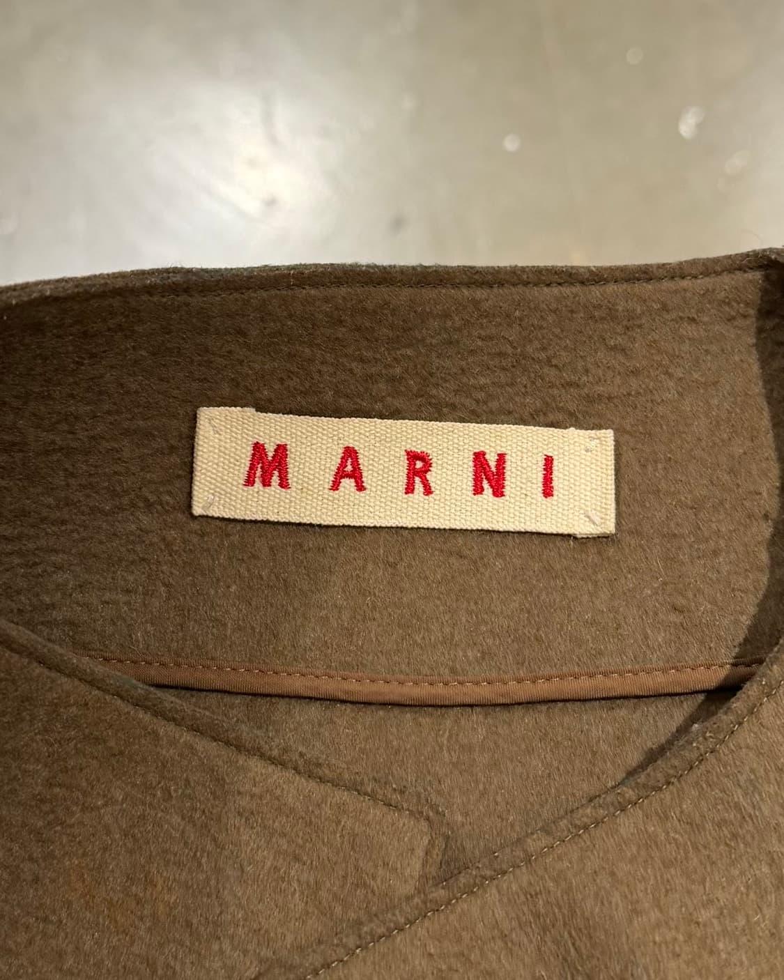 마르니 브라운 케이프 코트 상품이미지7