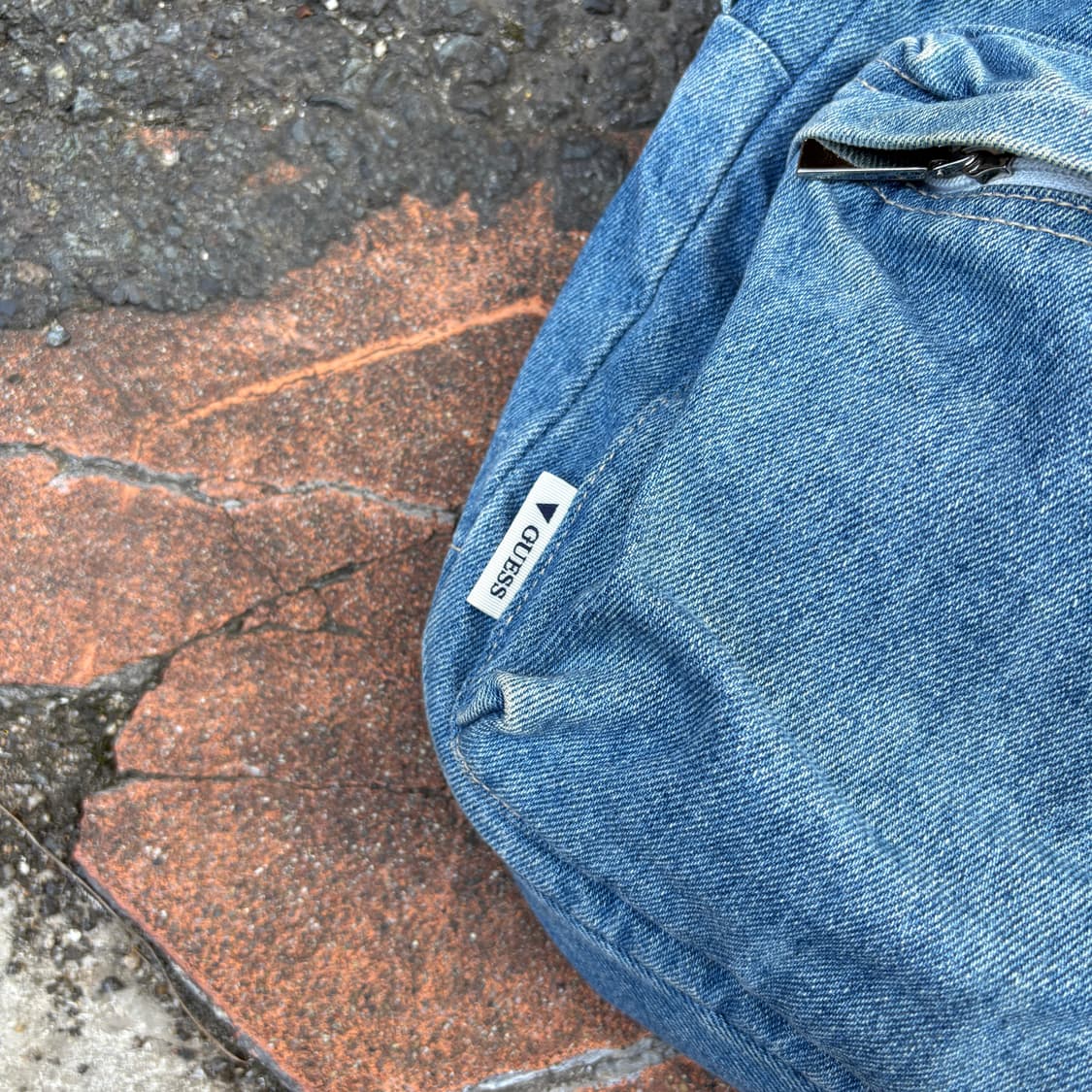 Guess 게스 데님 백팩 가방 상품이미지4