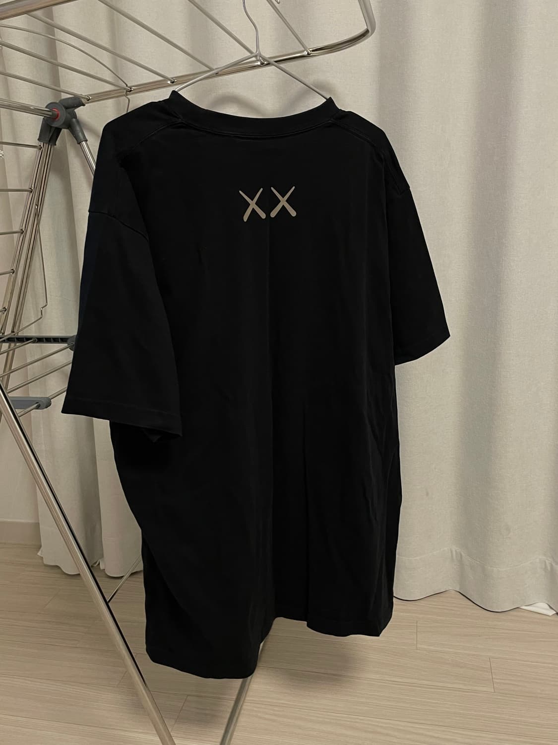 [XXL] 유니클로 카우스 반팔 유니클로 UT KAWS 상품이미지2