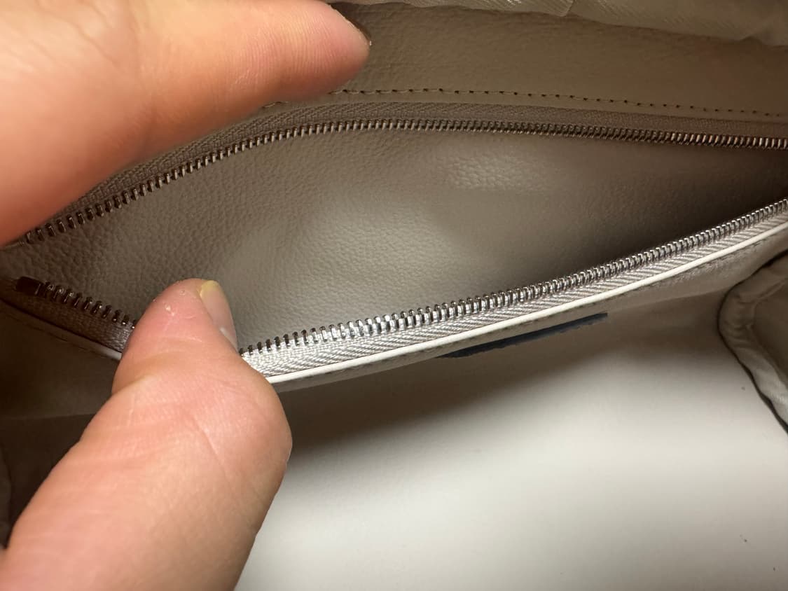 루이비통 돕 키트 토일레트리 파우치 그린 정품 상품이미지7
