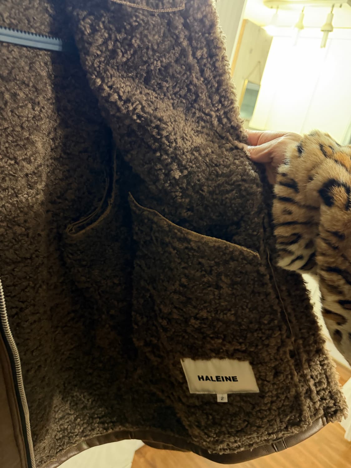 알렌느 무스탕 샘플 2사이즈 상품이미지3