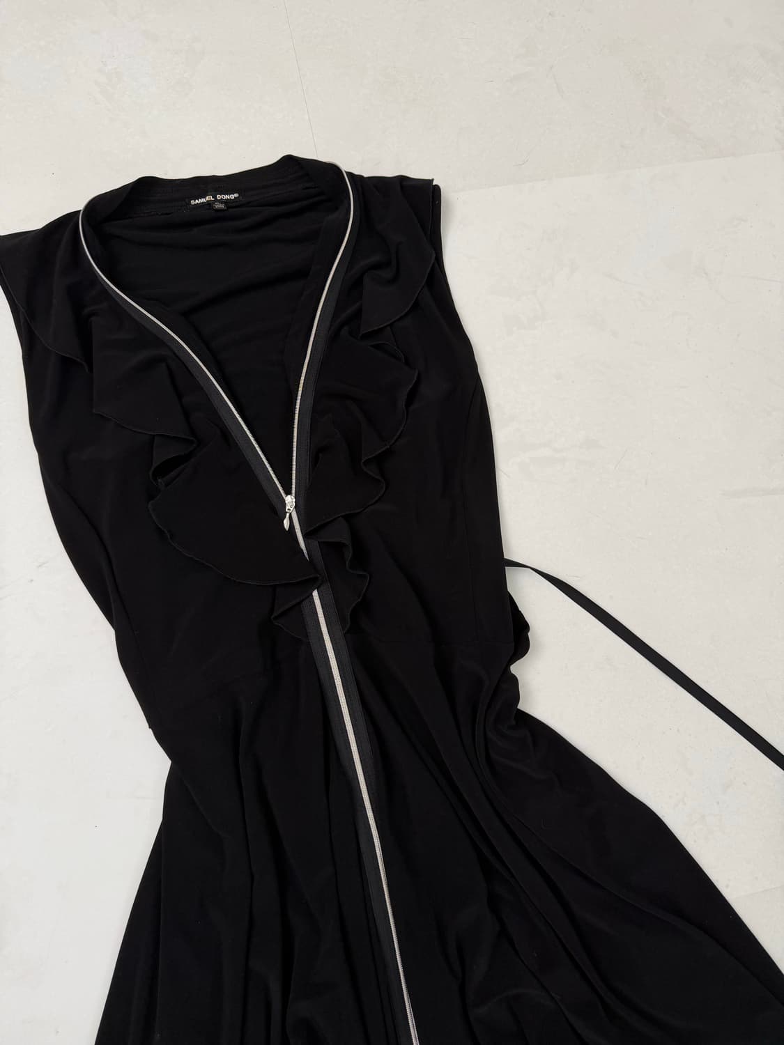 블랙 아일렛 디테일 집업 원피스  상품이미지5