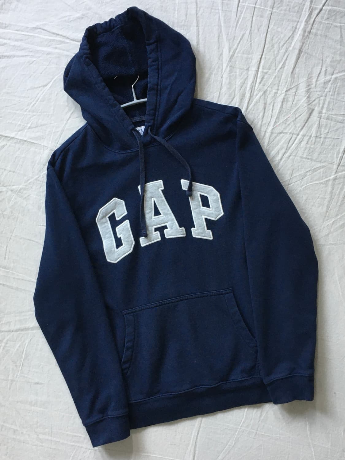 갭 패치 로고 후드티 상품이미지3