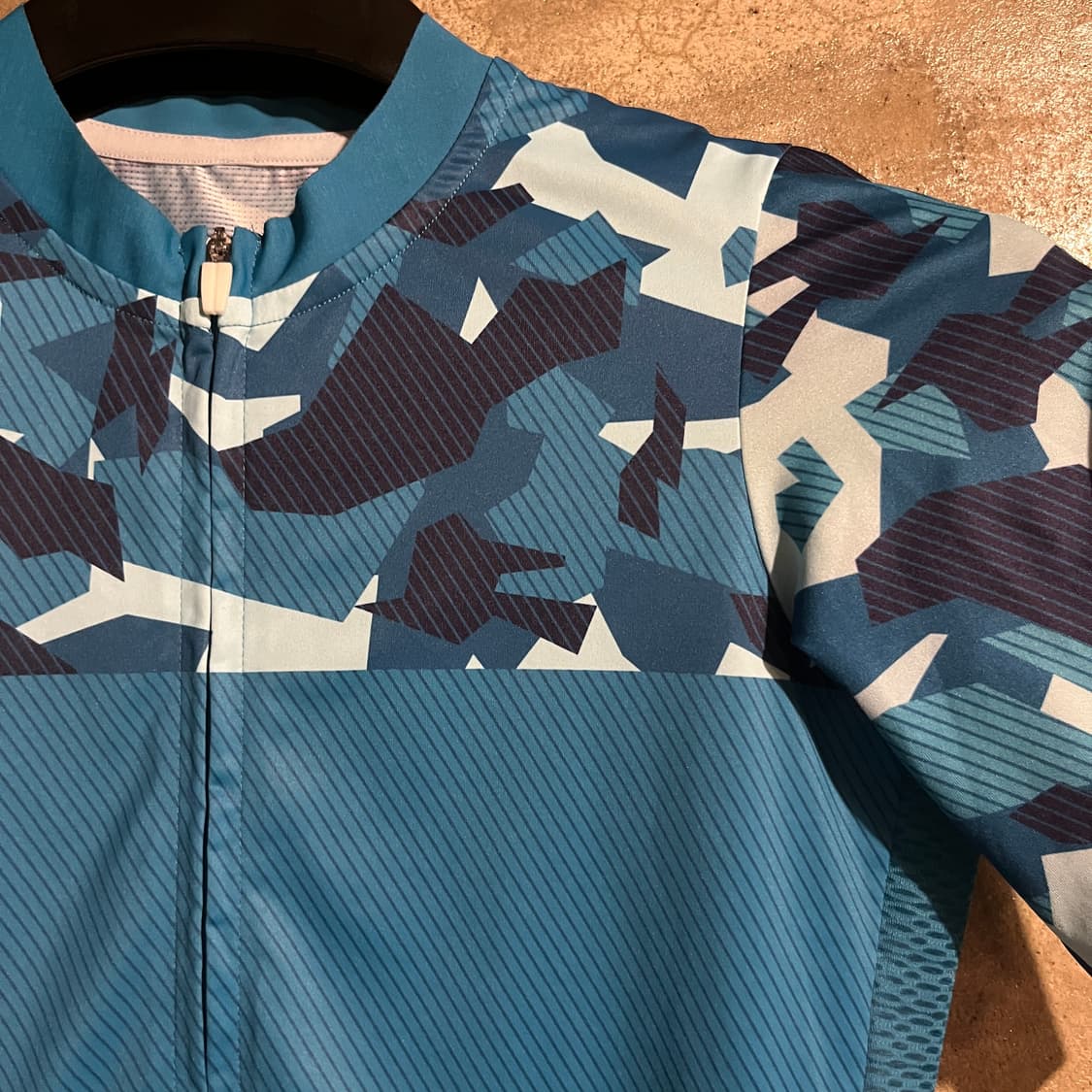 PASSIONE 반팔 집업 져지 상품이미지2